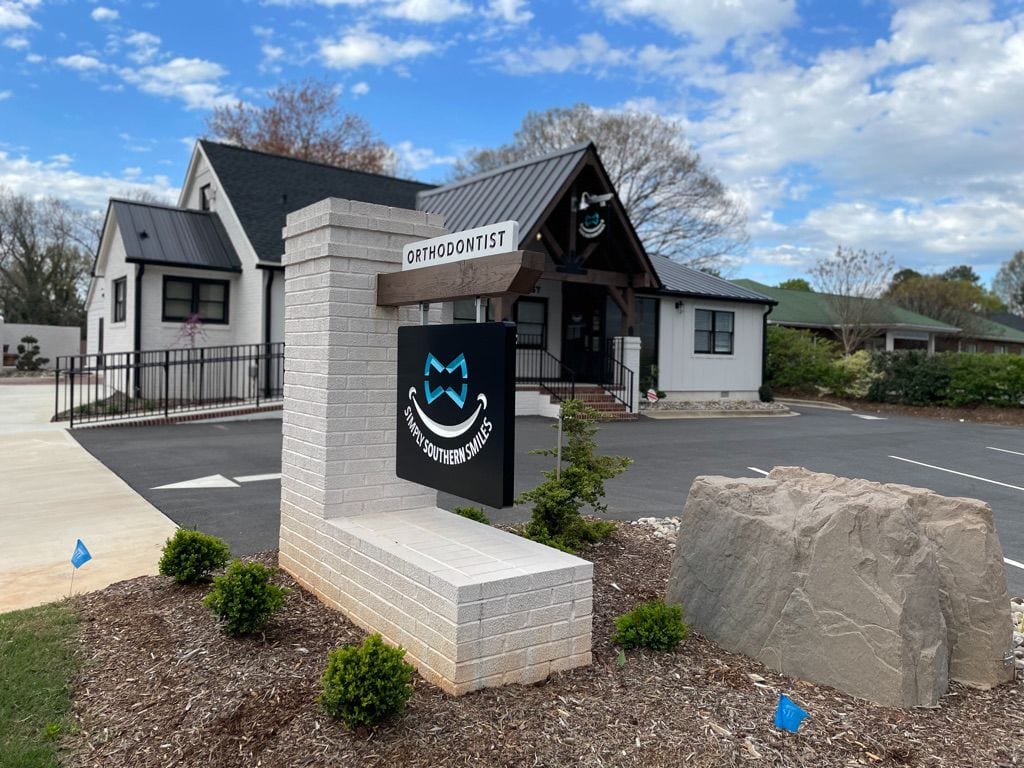 223EE2CD-ADAB-400B-8579-F6FC3EAD564D_1_105_c