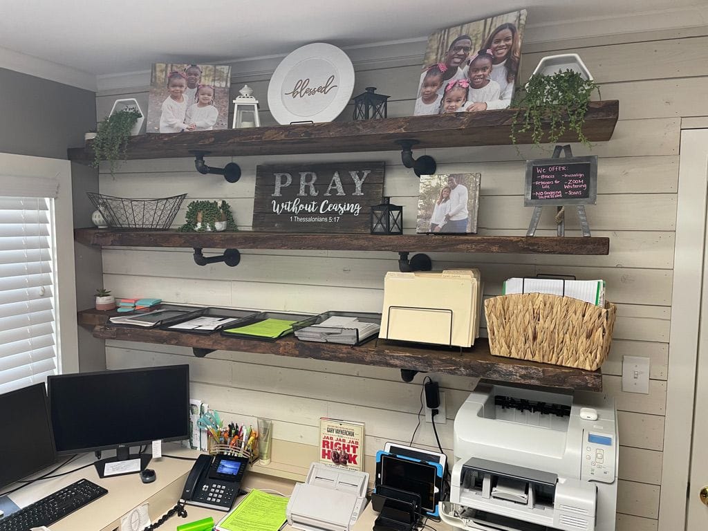 34FC5BE1-9A0B-4F8F-BFB6-AE0A8B375792_1_105_c