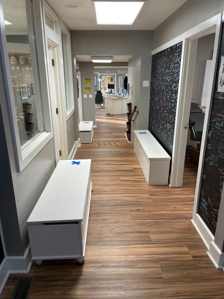 7554E2F8-5947-446E-99CB-92735A56AD46_1_105_c